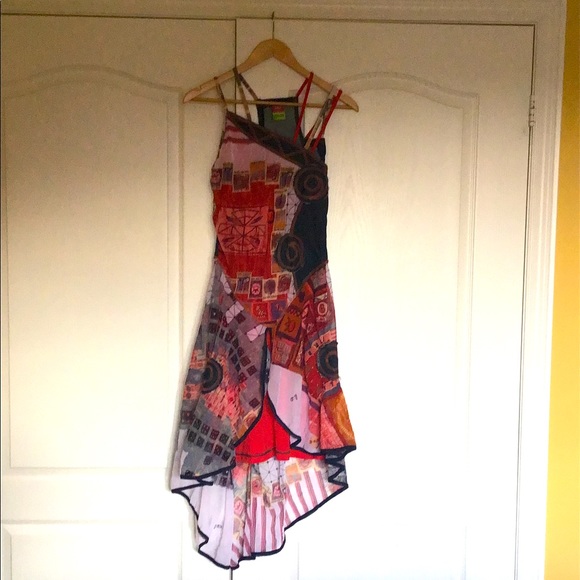 Medium fun flirty dress - Picture 1 of 9